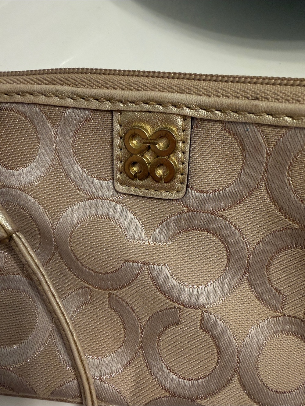 Coach Champagne Signature Wristlet with Gold Hardware - Picture 2 of 8